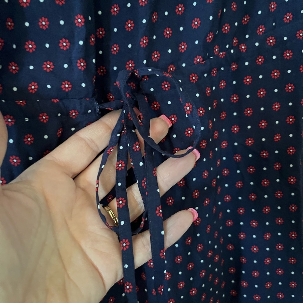 Draper James Navy with Red Flower Polka Dots Dress, Rayon Women’s size Small - Picture 8 of 15
